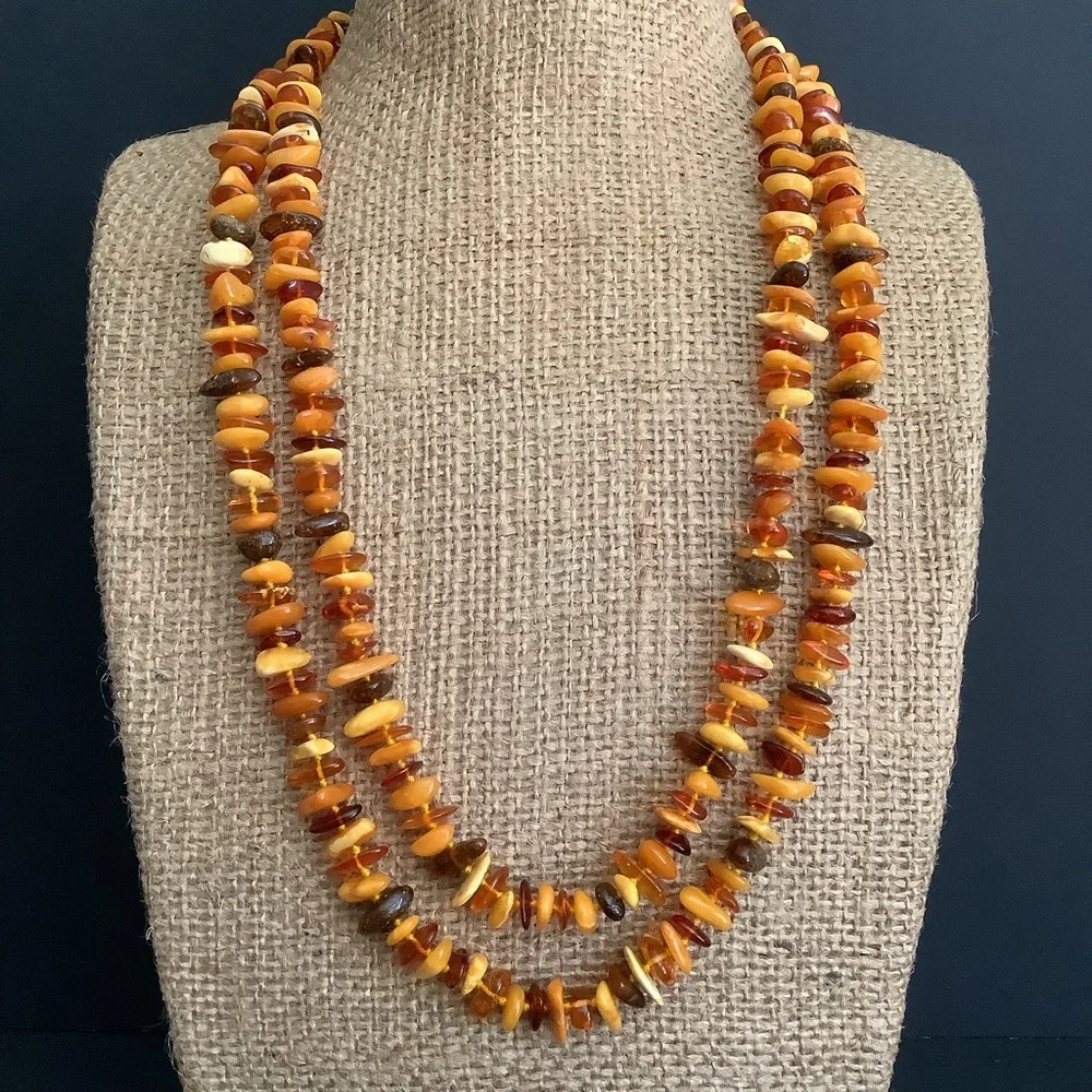 Vintage Mulitcolor genuine Baltic amber beaded necklace.